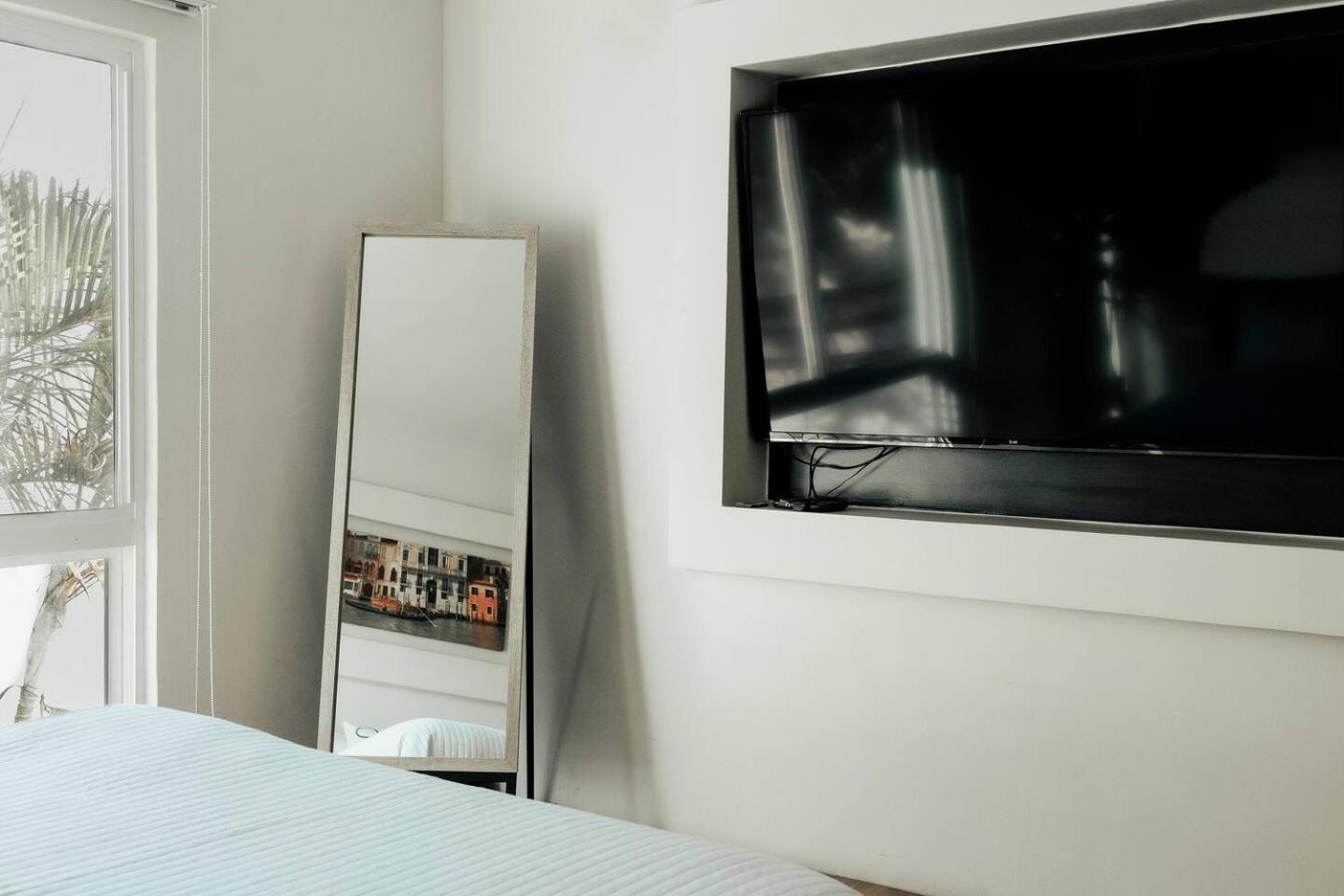 Studio 112 - Stay In Style, Stay Central Ensenada Exteriör bild